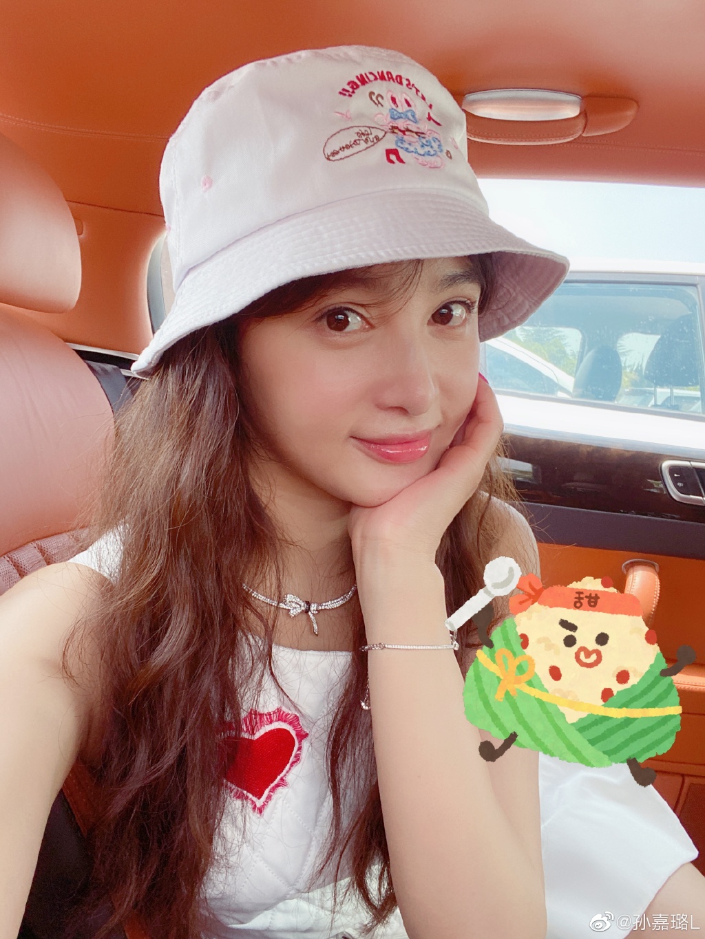 美女演员孙嘉璐迷人写真美照真好看啊