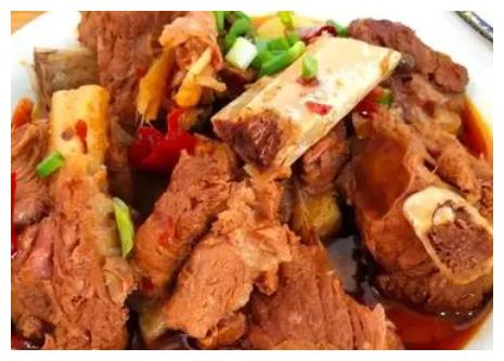 孩子吃饭只爱吃肉顿顿无肉不欢，多吃经典菜，促进身体生长休闲区蓝鸢梦想 - Www.slyday.coM