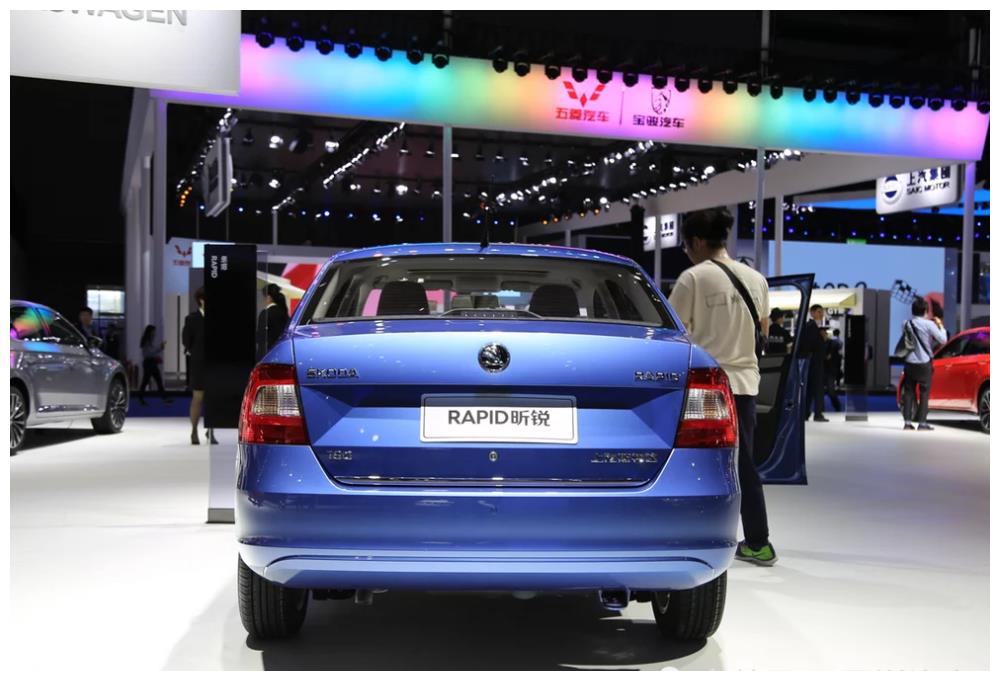 斯柯达总算憋出大招!昂克赛拉彻底没招,7万起马自达胡言乱语