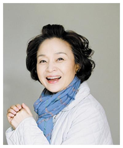 刘莉莉:戏里她是"恶媳妇巧姑",戏外却是演艺圈的十大孝子之一