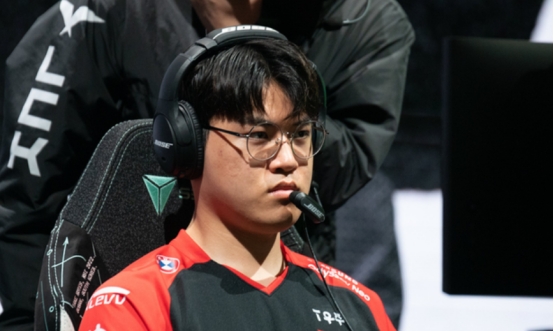 外网水友嘲讽T1:釜山图书馆真的好安静,Faker被严重高估休闲区蓝鸢梦想 - Www.slyday.coM 外网水友嘲讽T1:釜山图书馆真的好安静,Faker被严重高估休闲区蓝鸢梦想 - Www.slyday.coM