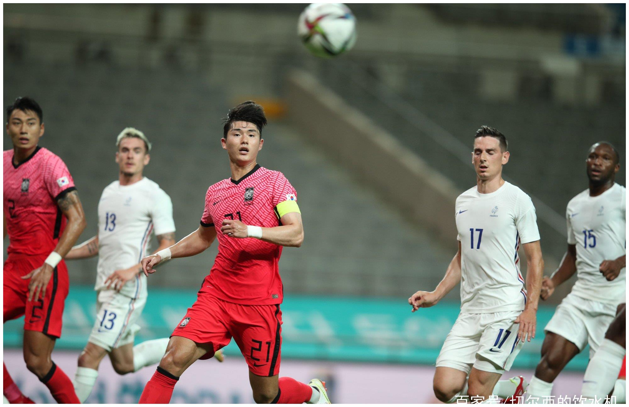 日本3-0韩国晋级U23亚洲杯四强，铃木唯人双响，细谷真大破门