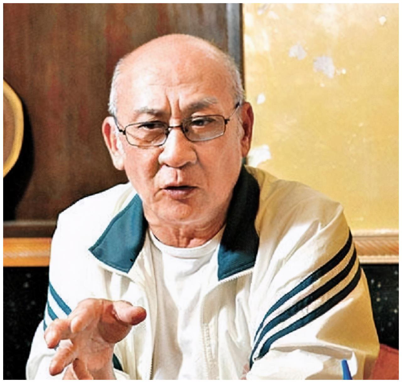 李家鼎:从武术替身做起,当了40年配角,看似大老粗却做一手好菜