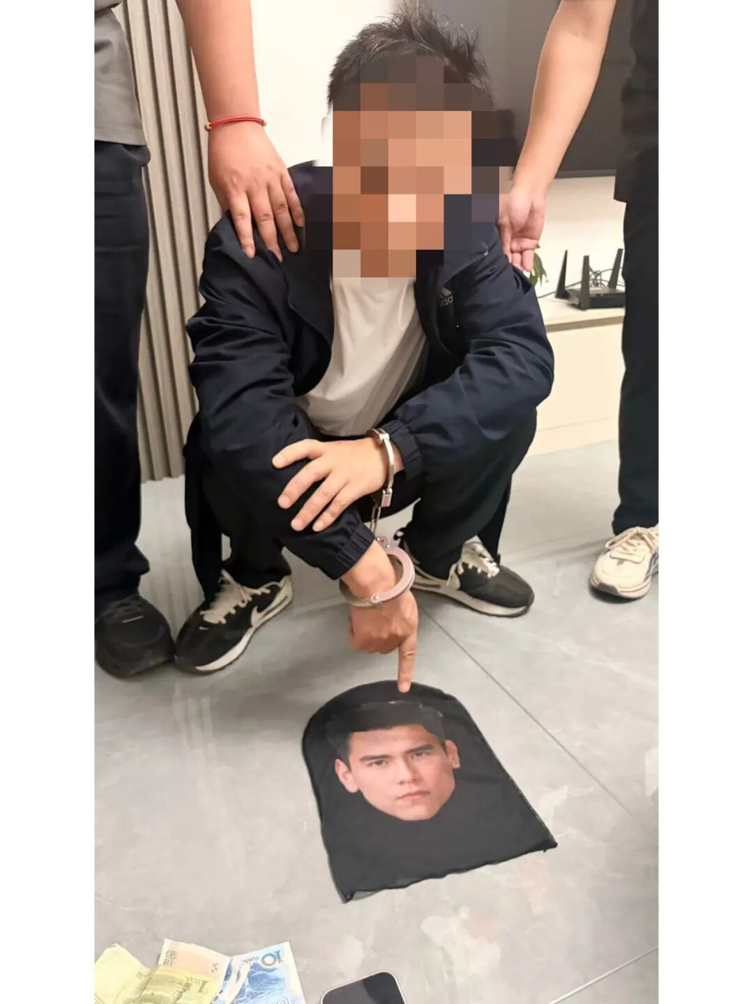 男子戴彭于晏头套入室盗窃，被监控吓跑，当日被警方抓获