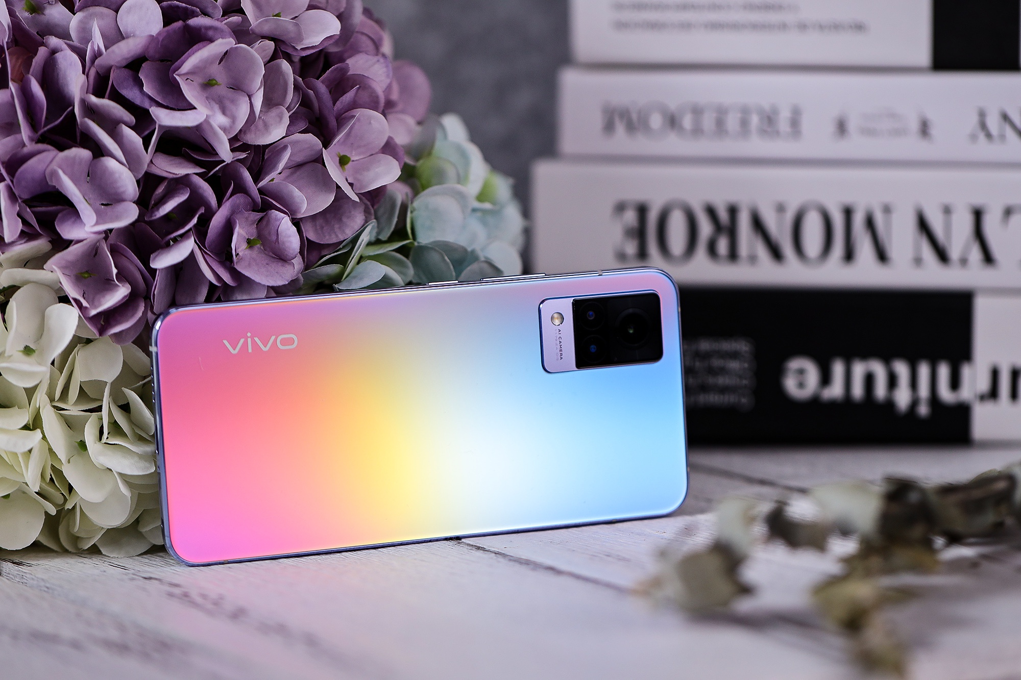 轻薄渐变炫彩机身 vivo s9手机外观图赏__财经头条