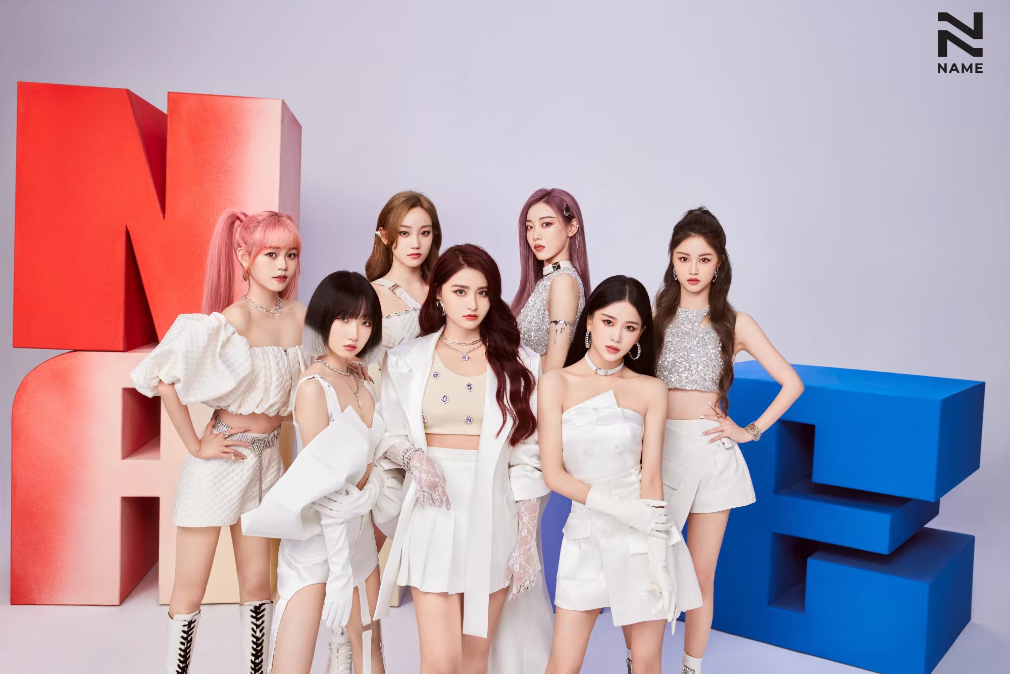 杜华退出乐华娱乐股东被热议，网友：杜华要出道了吗？休闲区蓝鸢梦想 - Www.slyday.coM