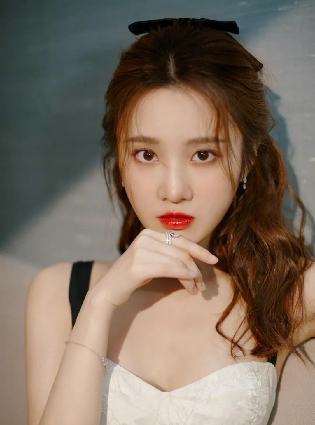 清纯女神:张慧雯