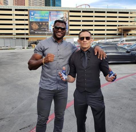 目前"铁血"纳干诺表示十分欣赏"夜魔"托尼·弗格森因此希望能从弗格森