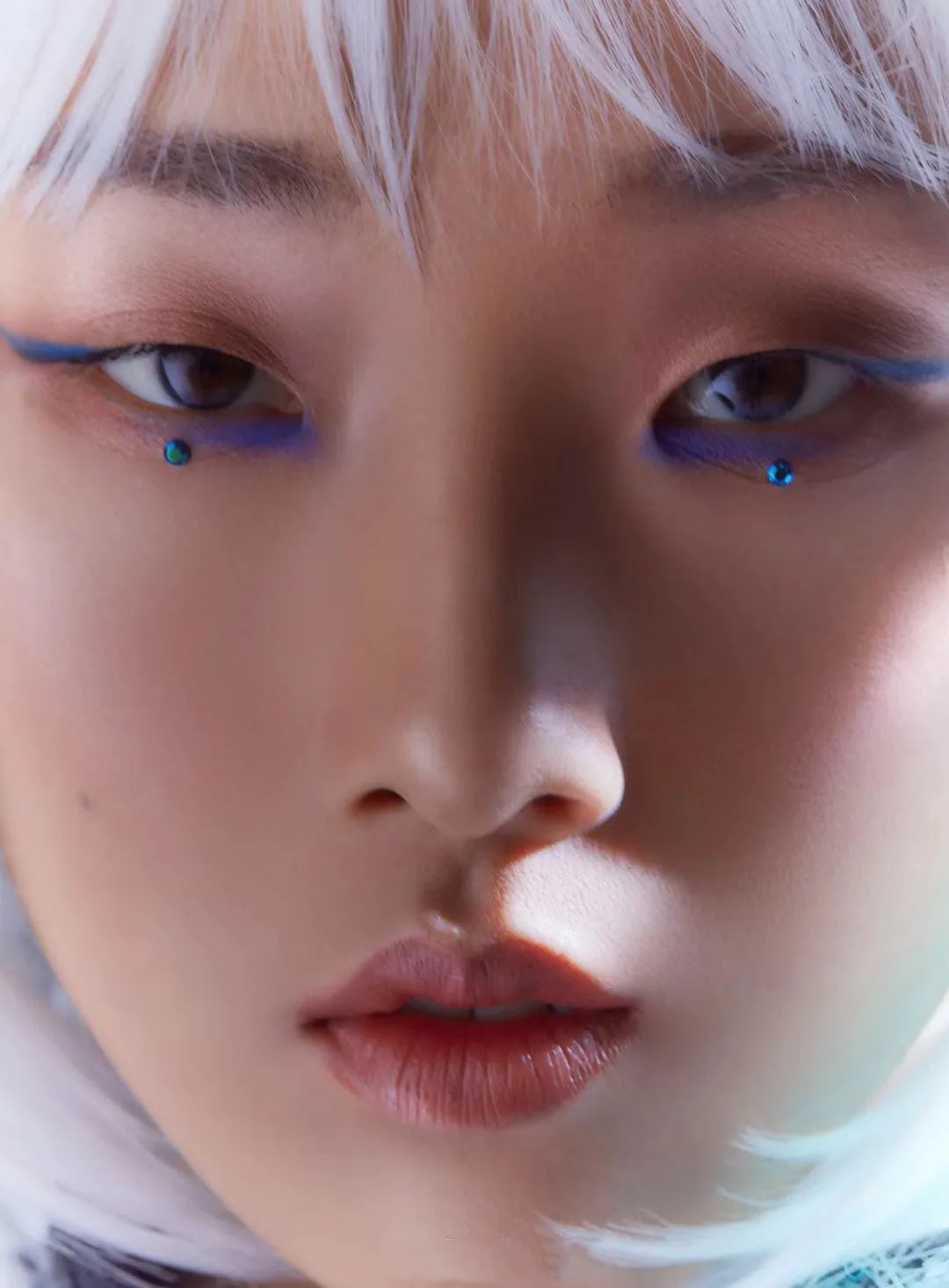 金晨的"泪钻妆"火了,鞠婧祎画上变楚楚动人,秦岚更是又美又仙