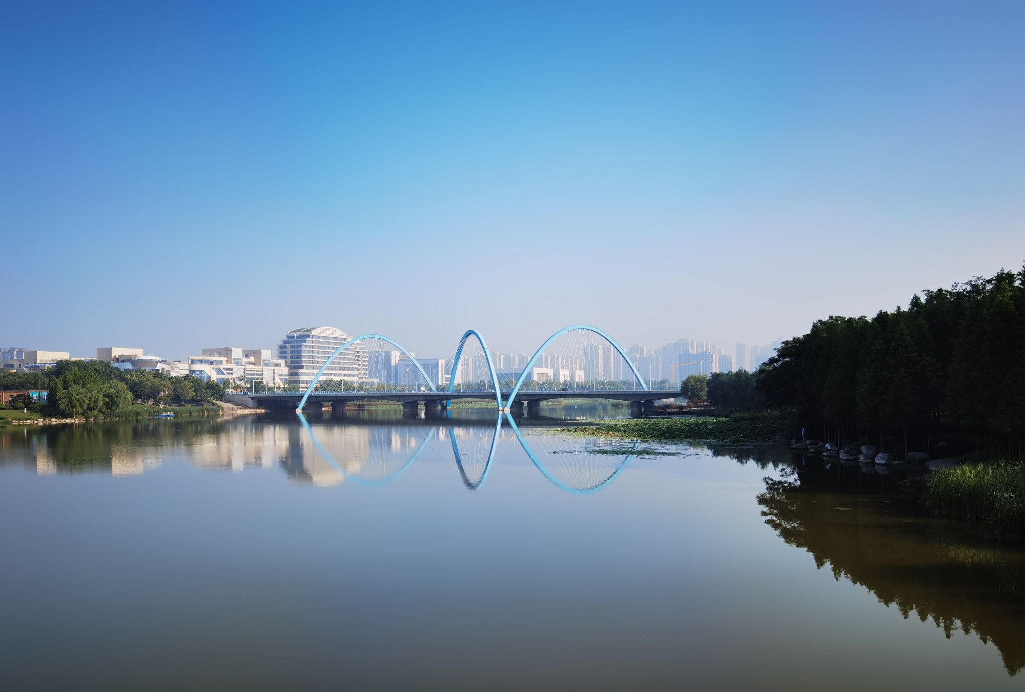 雨后晴天轩辕湖晨景