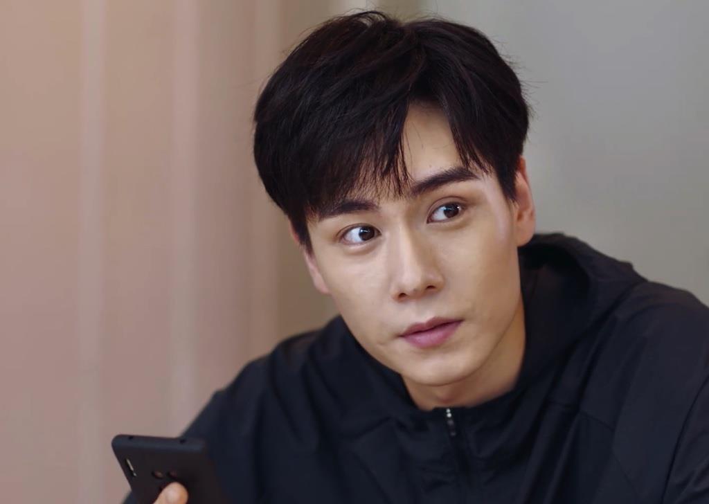 我的时代你的时代吴白艾情开展地下恋情助攻天团惊险掩护