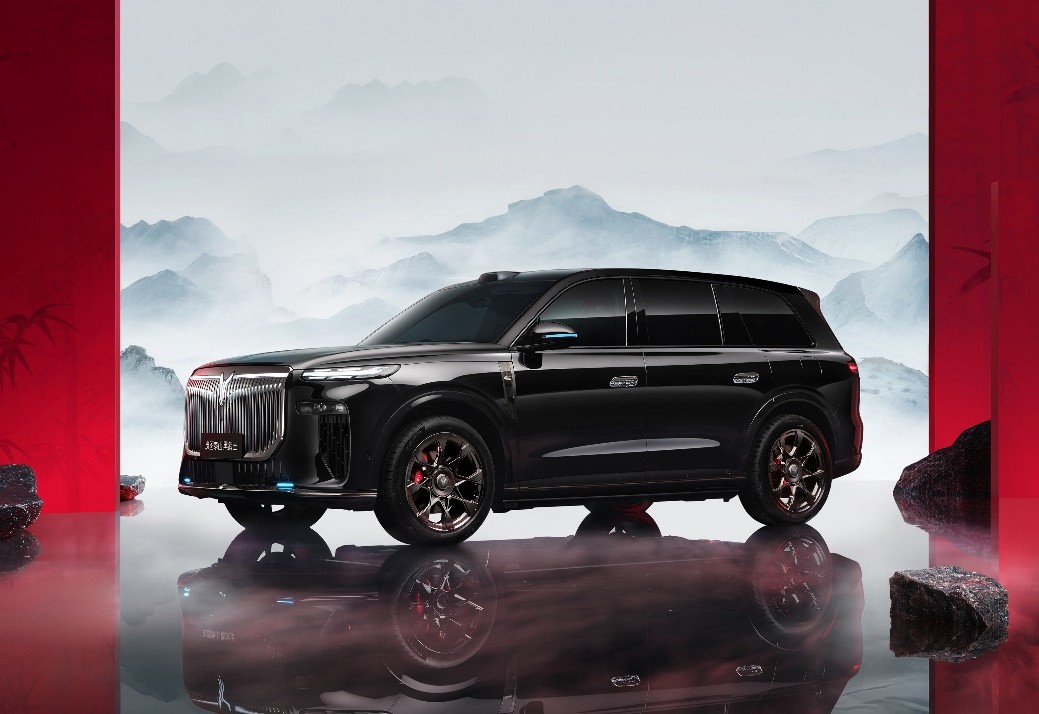 岚图泰山：破局高端智驾市场，重塑50万元SUV新标准