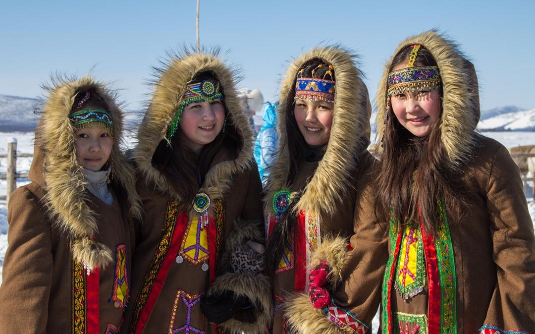 极寒的居民地是一座名为奥伊米亚康的村落,位于东西伯利亚的萨哈共和