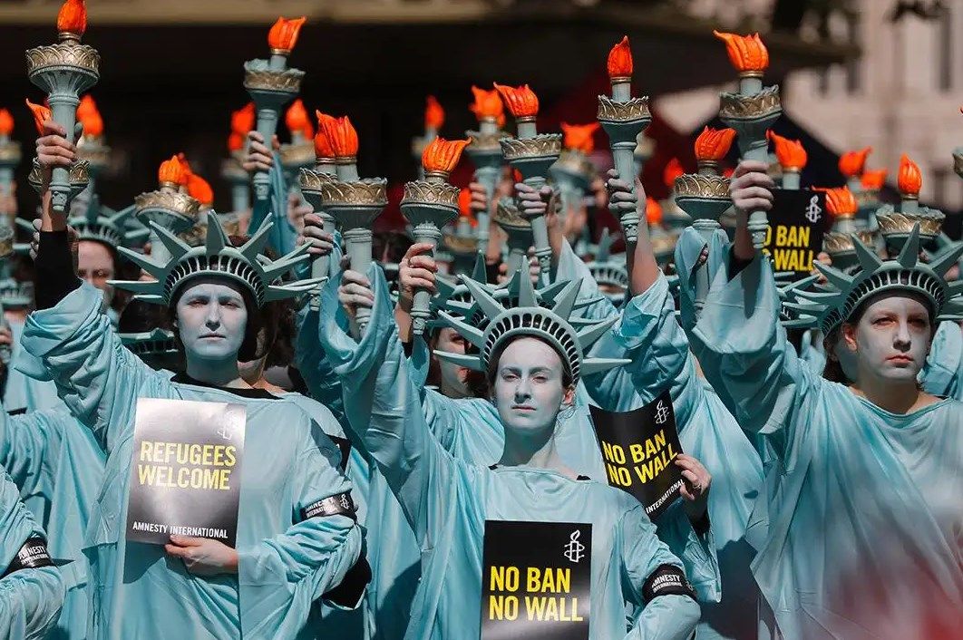 俄罗斯红场阅兵爆料：战机以Z字飞越红场，北约战俘或将出席阅兵休闲区蓝鸢梦想 - Www.slyday.coM