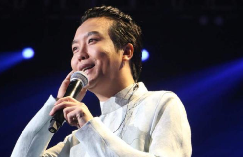 41岁李玉刚