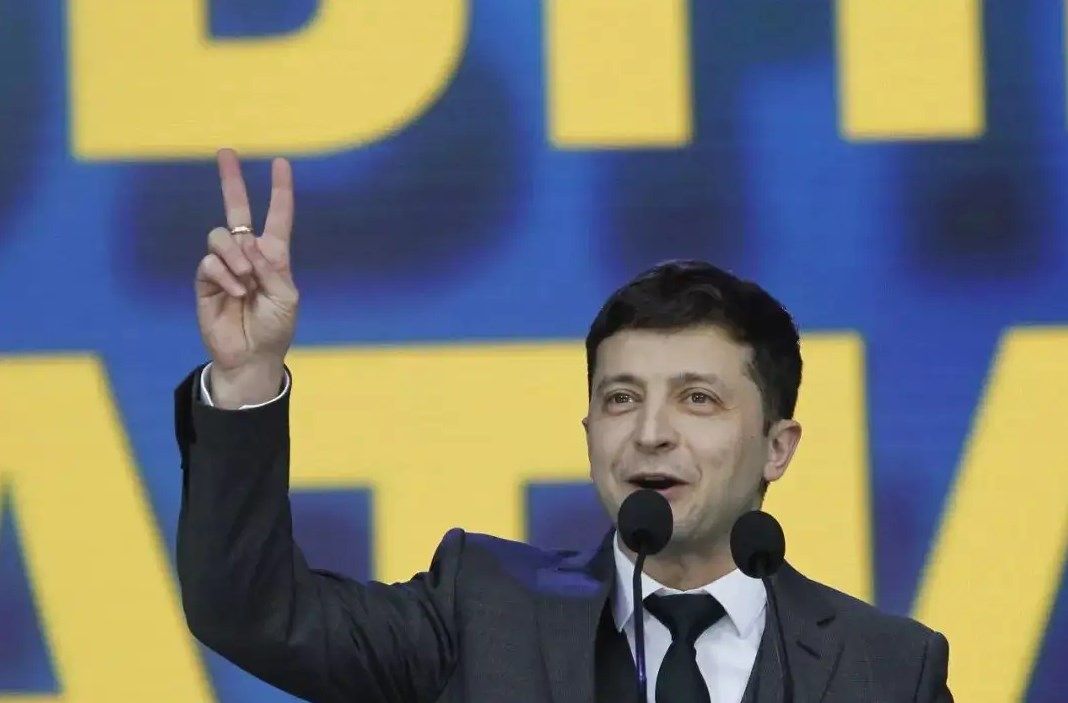 俄罗斯举行胜利日阅兵，乌军打算搞事情：炸掉克里米亚大桥休闲区蓝鸢梦想 - Www.slyday.coM