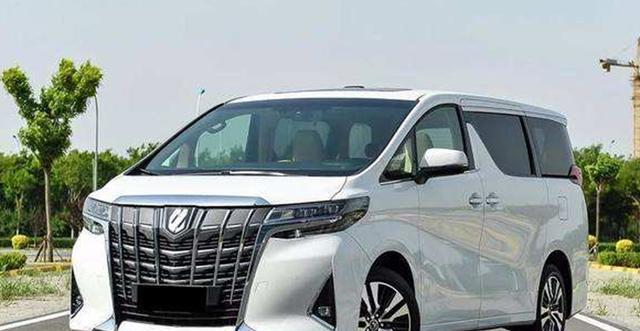 国产"埃尔法"亮相,如果不看车标,还真差点让它唬住__财经头条