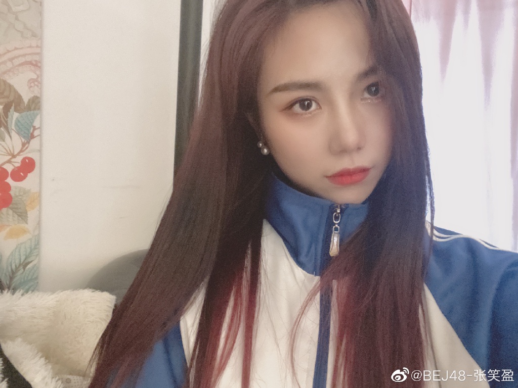 偶像美少女bej48-张笑盈迷人美照欣赏_高清图集_新浪网