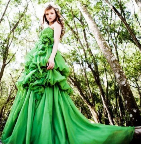 婚纱|绿色|白羊座_新浪新闻