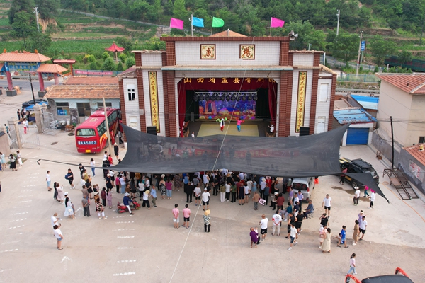 盂县七里峪村迎七一颂党恩文艺汇演圆满举行