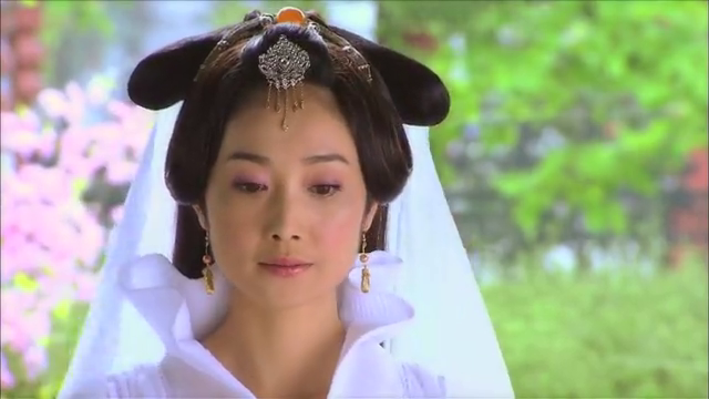 白素贞当年水漫金山,害死蜈蚣精的无数子孙!百年后他来复仇了