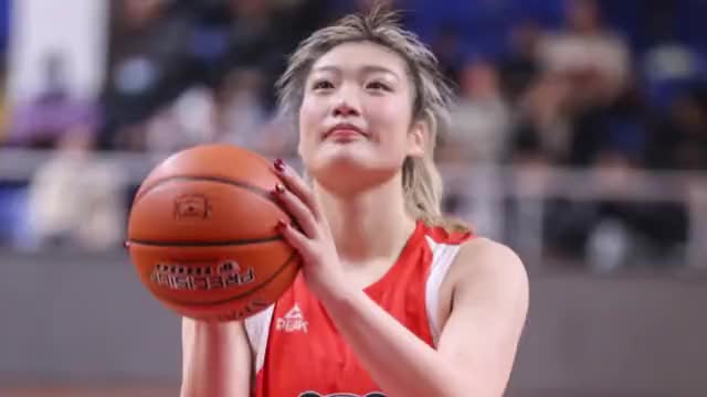中国女篮的最高战力：李梦韩旭王思雨三巨头合体！世预赛能实现吗