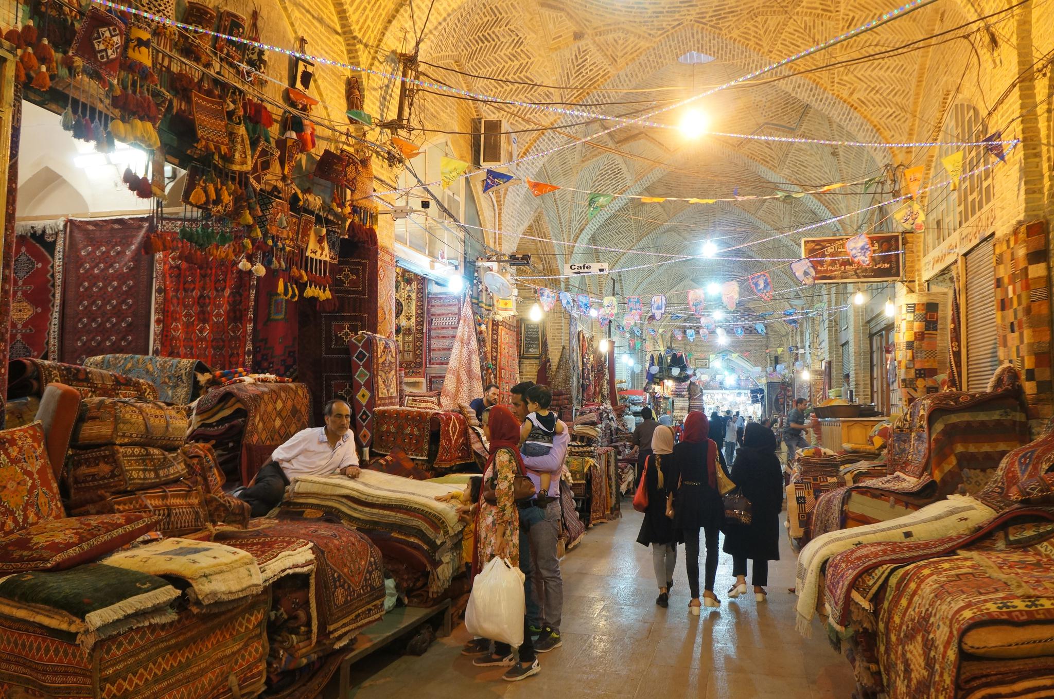 游览 西亚 伊朗 设拉子 瓦基尔大巴扎