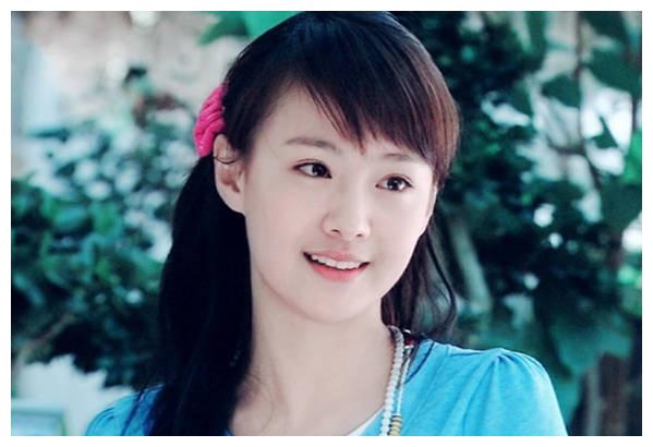 郑爽的18岁,杨颖的18岁,鞠婧祎的18岁,看到谭松韵:有变化吗?