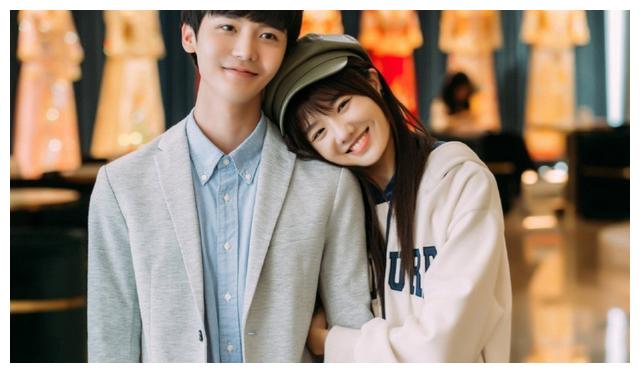 似乎陈亦川对于顾晓曼而言,就是她身上的晴雨表:他开