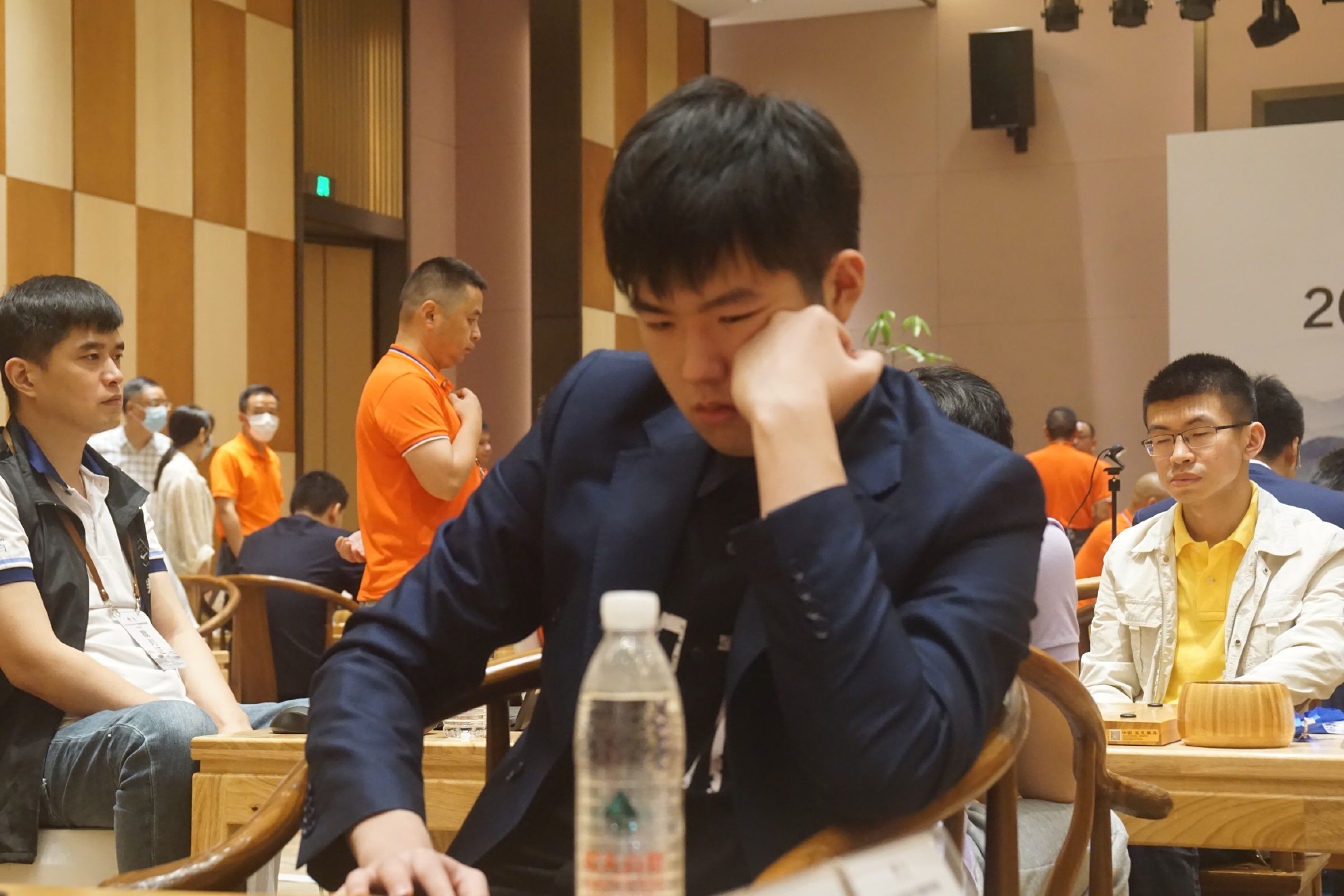 柯洁柯洁vs王泽宇叶长欣戎毅戎毅vs叶长欣王硕成家业陶欣然陶欣然vs成