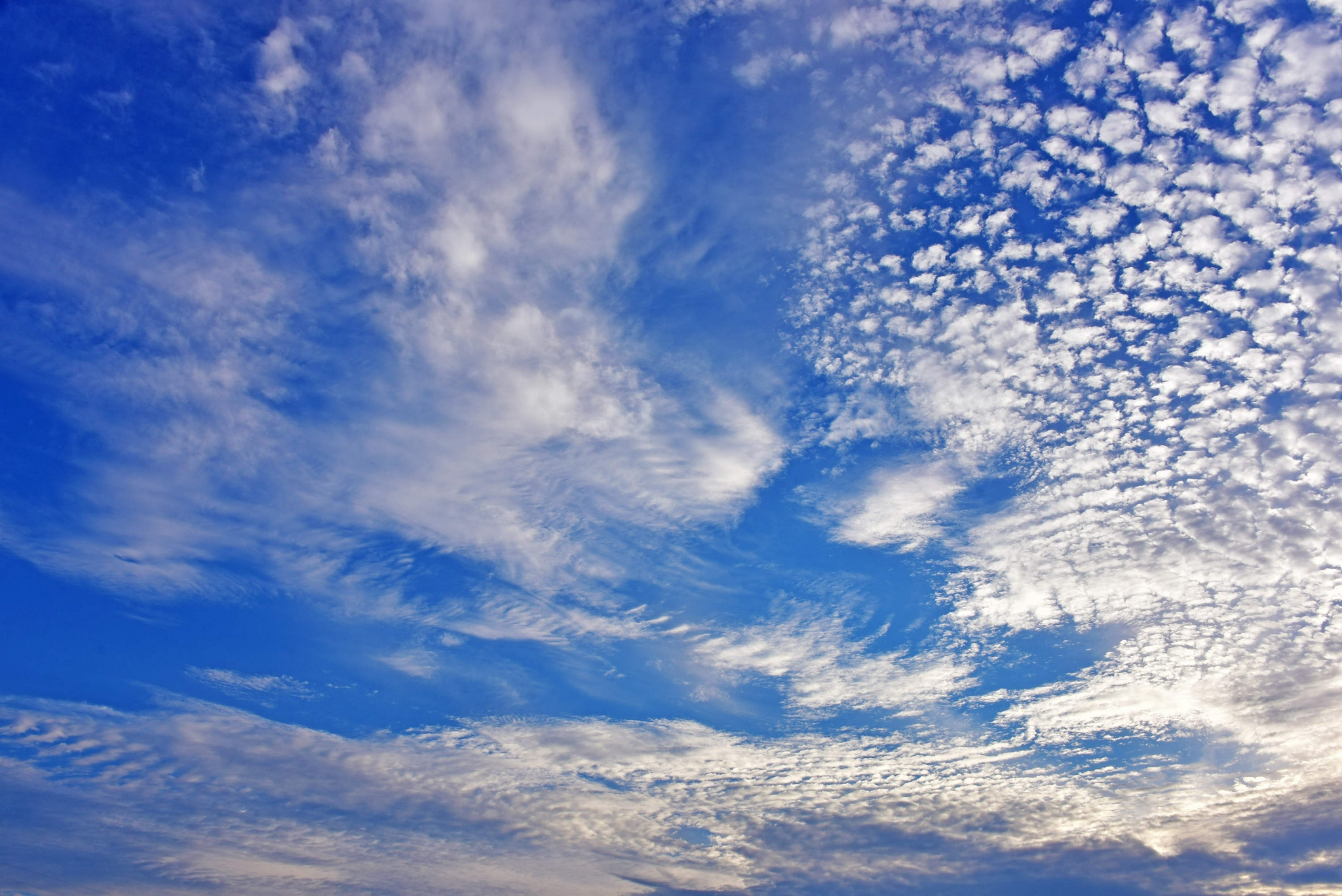 盛夏傍晚的天空,无锡斗山,2021年入伏第一天.