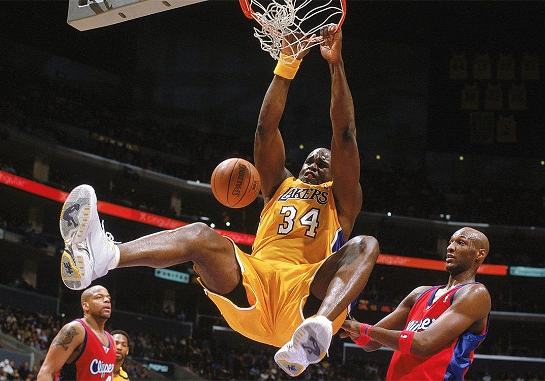 奥尼尔统治力这么强,为何连篮板王都没拿过,因为他遇到这几个人