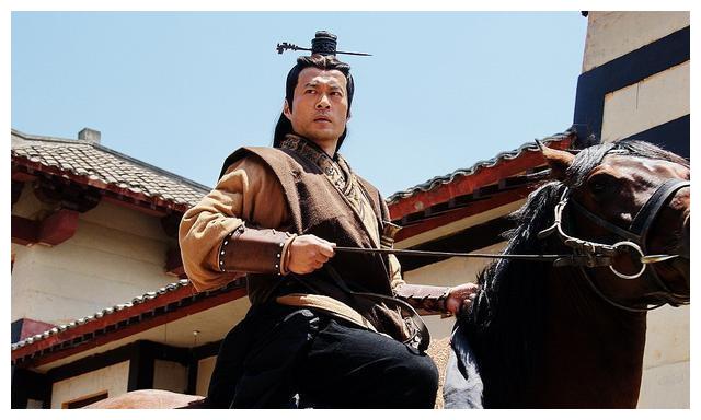 他因《神话》而火,有项羽的霸气,是一名设计师,网友:完美男人