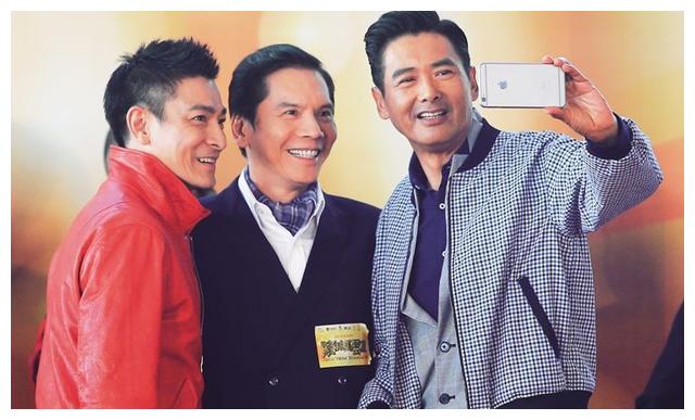 成龙与向华强的恩怨因92年反黑行动结怨,在梅艳芳生日宴上冲突__财经