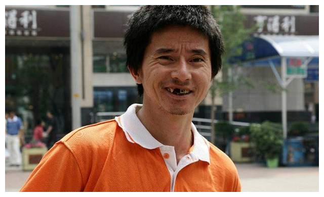 10年前"犀利哥"火遍全网,如今咋样了?怀念啊青春