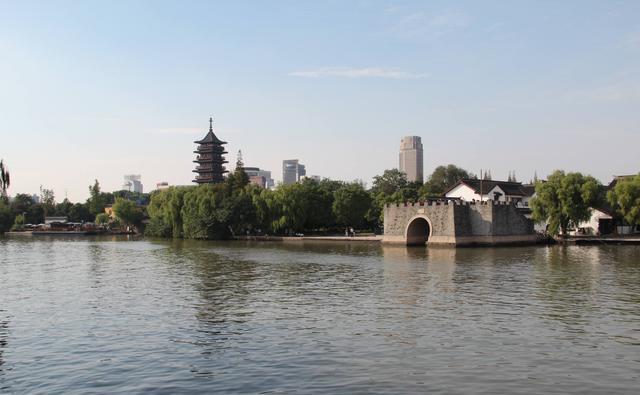 2020南昌gdp总量排名_江西2020上半年gdp城市排名一览南昌居首地位毫无疑(2)