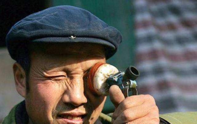 为何不能用望远镜看太阳?有人拿猪眼做演示,结果难以置信