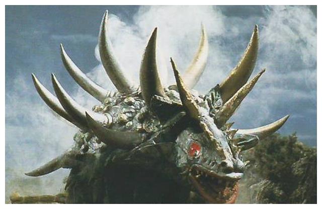 奥特曼:泰兰特是由哪些怪兽合成的?每一只都是难缠的家伙!__财经头条