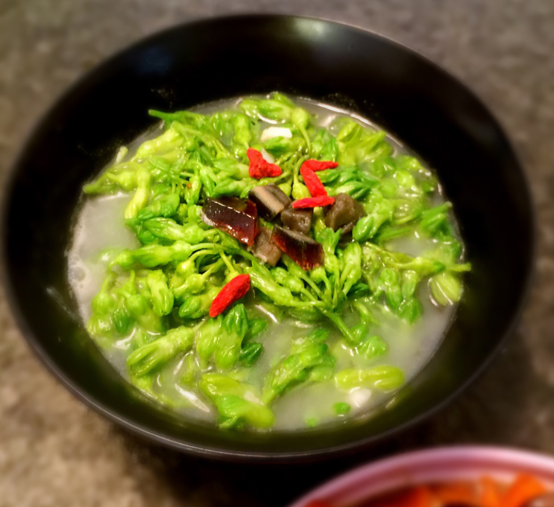 秋天喝千里香肉片汤最养人,清爽开胃不油腻,我家隔三差五煮一锅