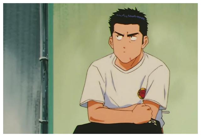 灌篮高手三井有过悔恨也有过庆幸,最终选择了一边享受,一边豁然