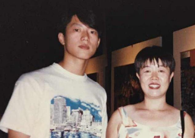 本以为凌潇肃"没背景",家人真实身份曝光后,网友们都不淡定了