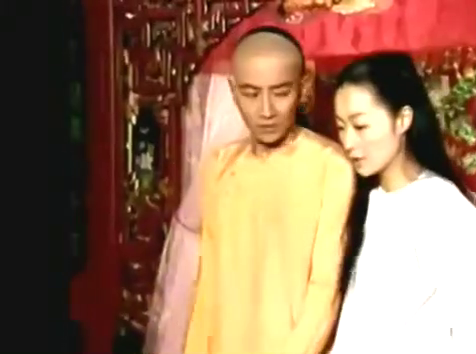 怀玉公主:皇上和怀玉都已经就寝了,太后还跑到里面来