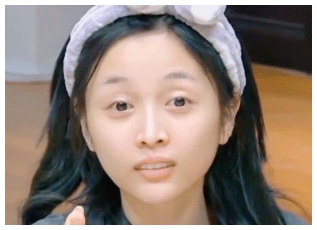 吴宣仪被吐槽素颜丑造型土,她晒美照直言:这个圈子女孩不被善待休闲区蓝鸢梦想 - Www.slyday.coM 吴宣仪被吐槽素颜丑造型土,她晒美照直言:这个圈子女孩不被善待休闲区蓝鸢梦想 - Www.slyday.coM