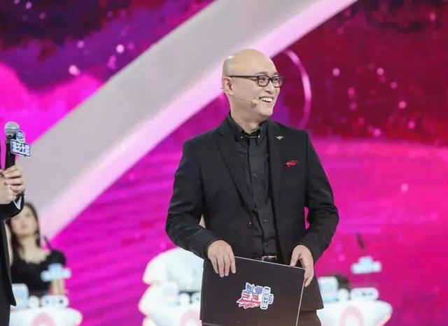 非诚勿扰爆灯姐丁东丽两次爆灯却反悔如今怎么样了