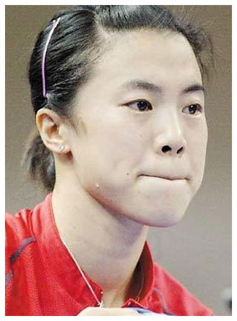 李佳薇带领新加坡创造48年历史的北京丫头退役嫁给亿万富商