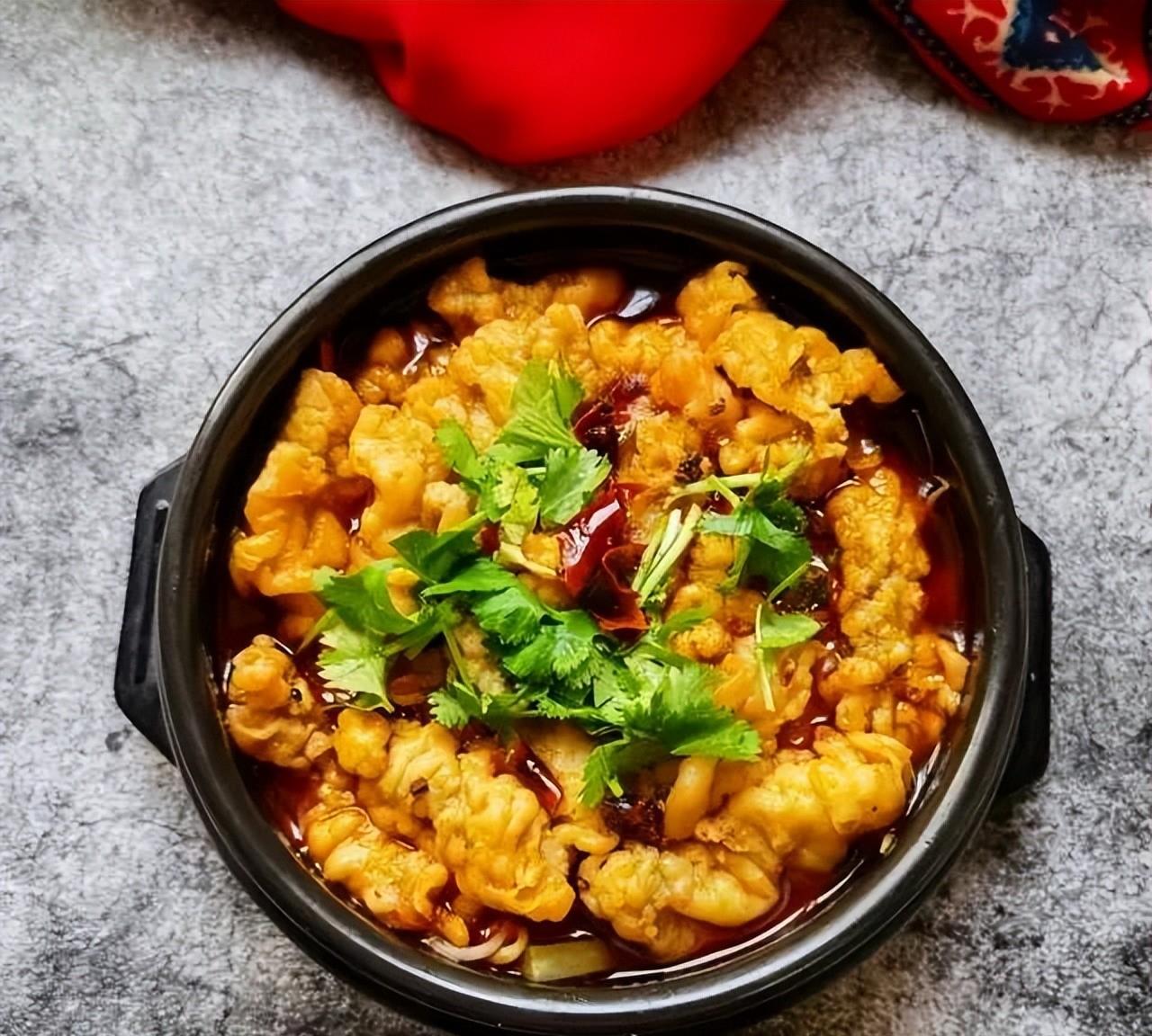 水煮小酥肉麻辣诱人小酥肉酥软入味儿好吃到停不下来