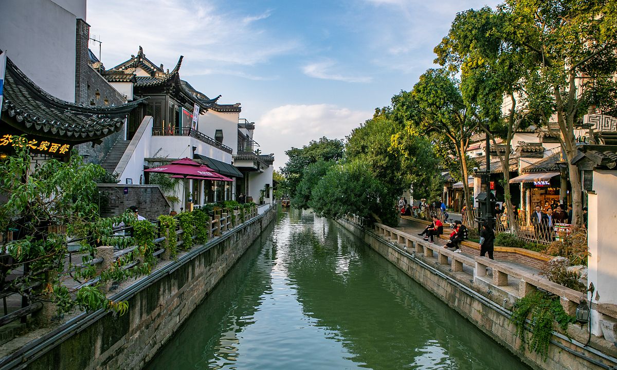 苏州著名的历史名街——平江路