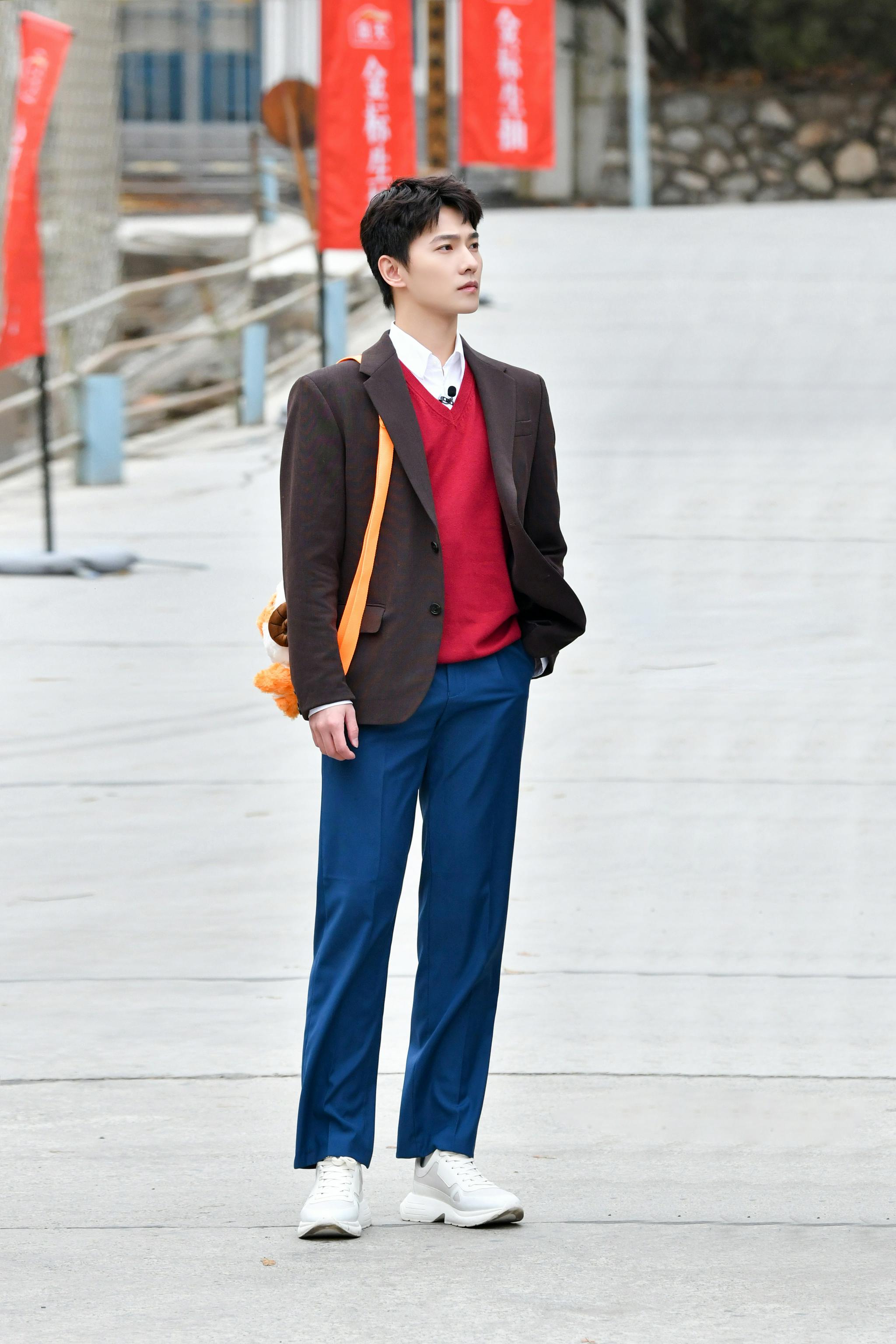 杨洋青春环游记3挑战再升级新身份新笑料妙趣横生