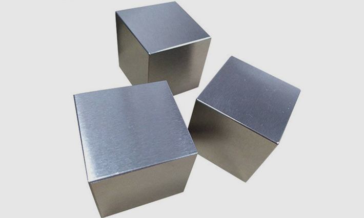 tungsten alloy cube):是一种含有难熔金属钨的立方体产品,包括纯钨块