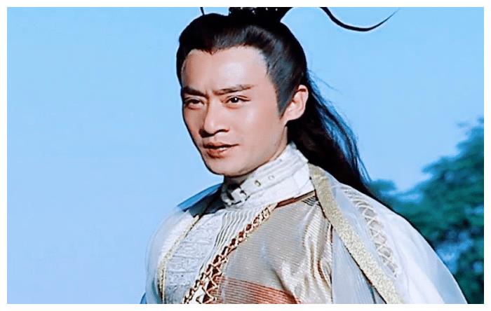 阴蚀王扮演者脱下面具变男神,为了这部剧"牺牲"也太大了